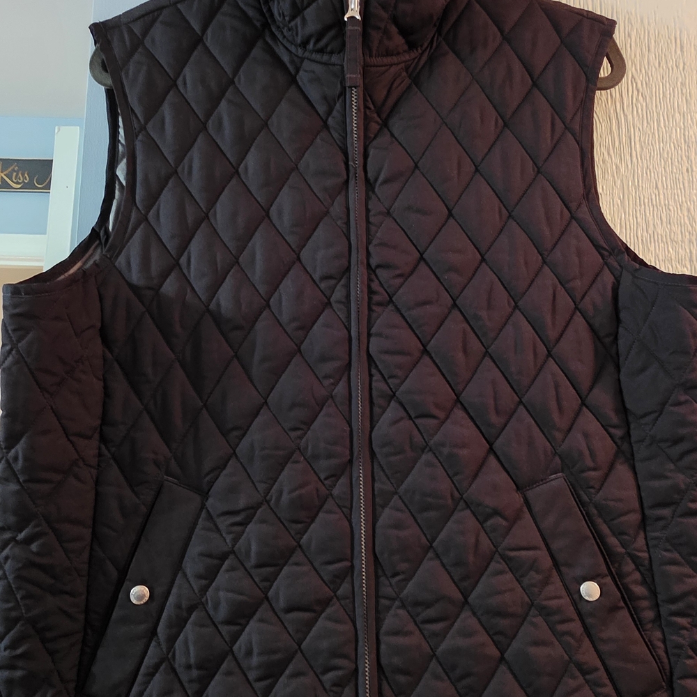 Lands' End Women's Quilted Black Vest - Picture 3 of 4